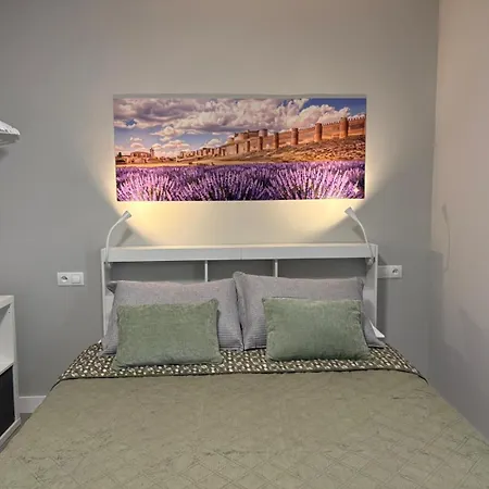 Puerta De Aguilera *