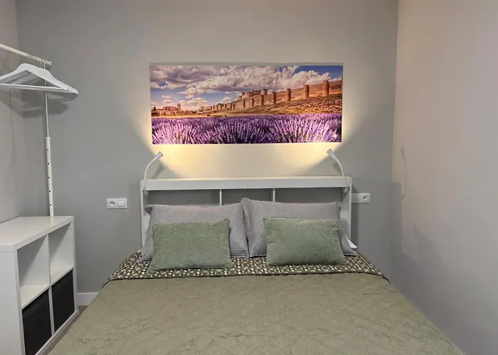 Puerta De Aguilera *